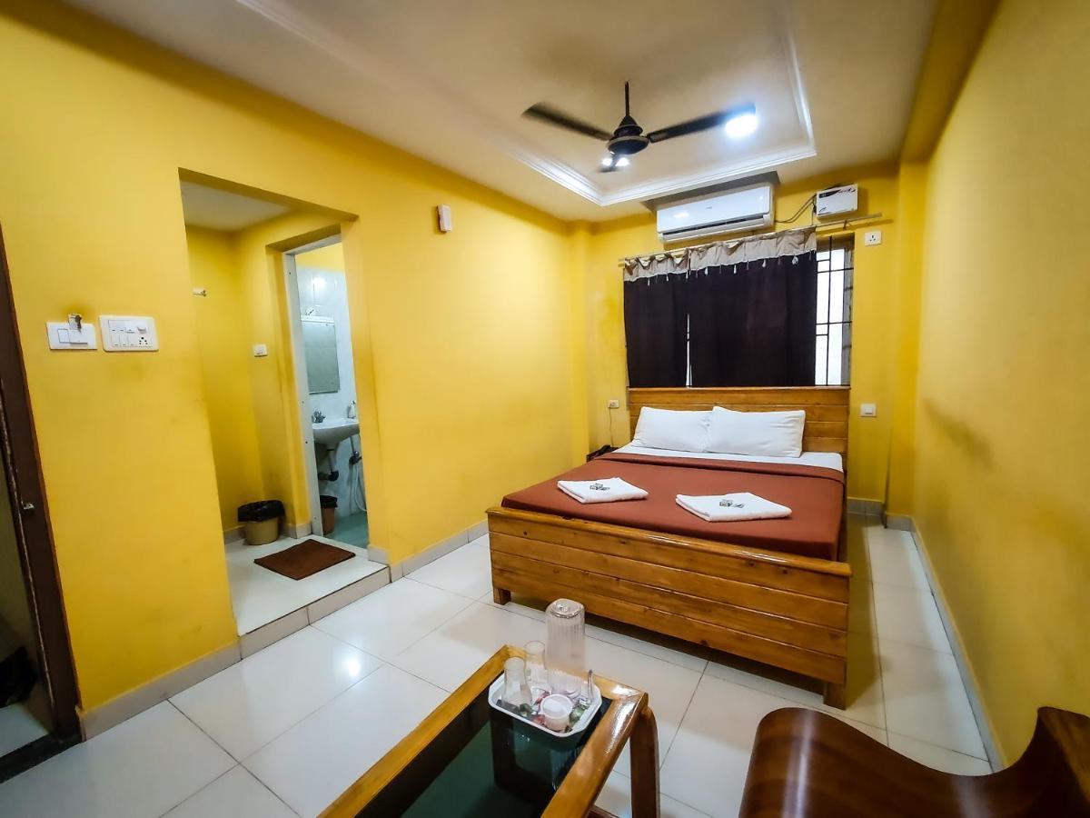 Le Hotel Host Tiruchirappalli Dış mekan fotoğraf